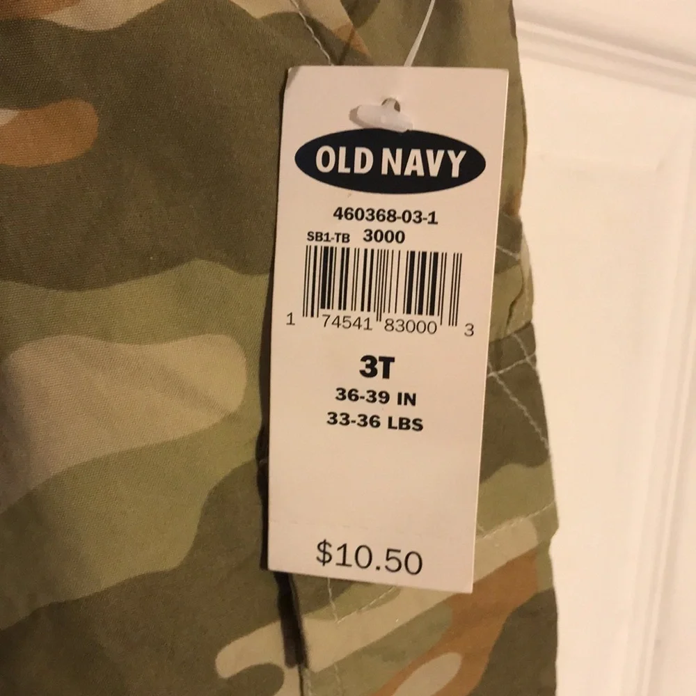 NWT Boy’s Old Navy Camo Cargo Shorts